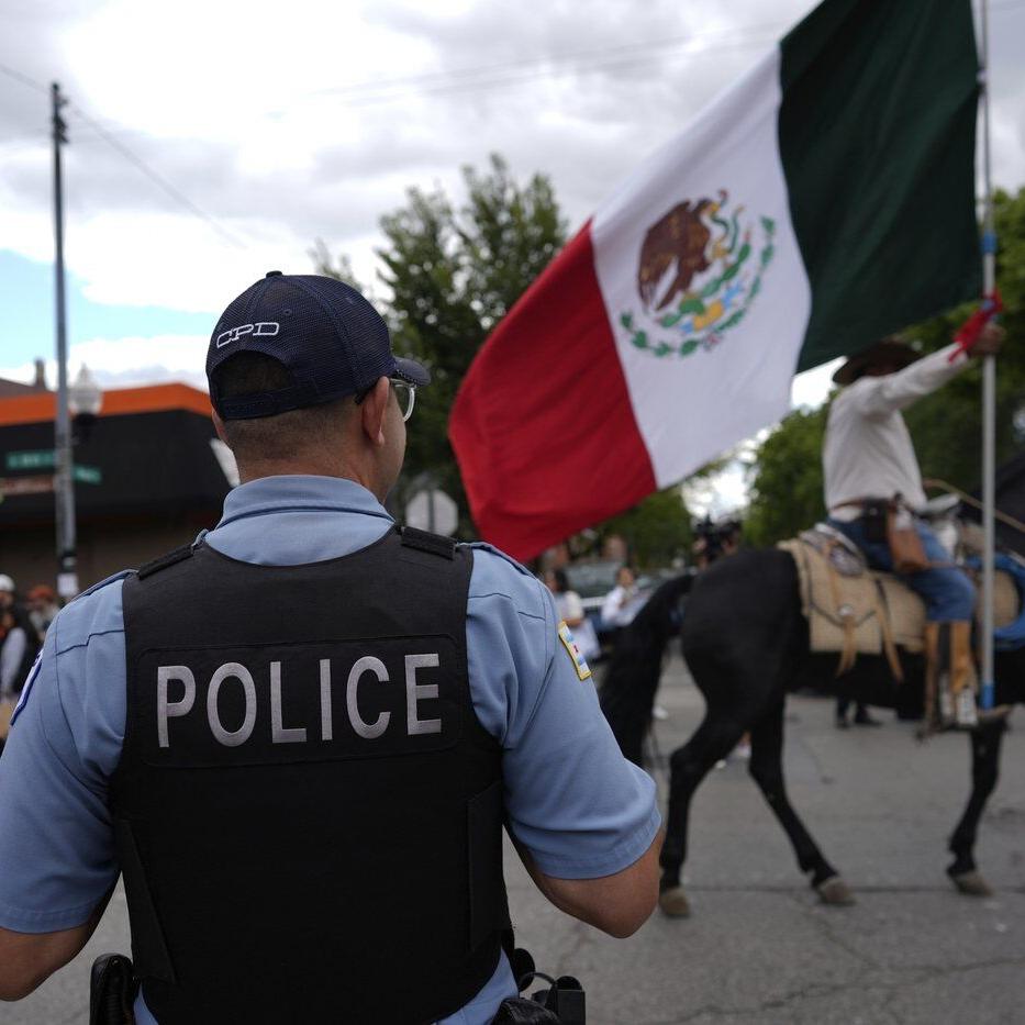 Potential federal intervention poses challenges for Chicago police on the ground